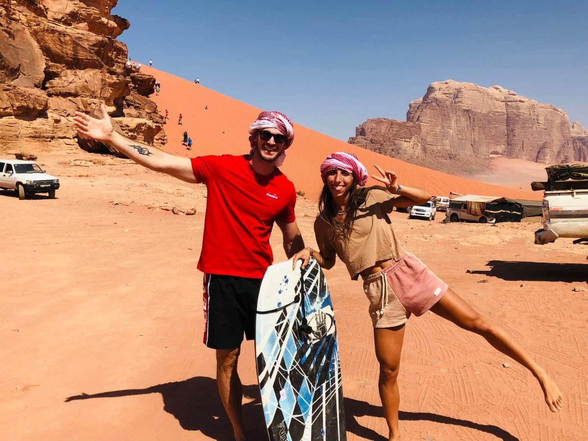 Moon City With Sunset Tour Wadi Rum Esterno foto