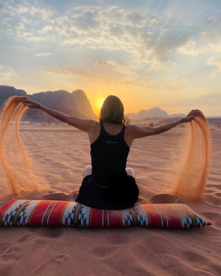 Moon City With Sunset Tour Wadi Rum Esterno foto