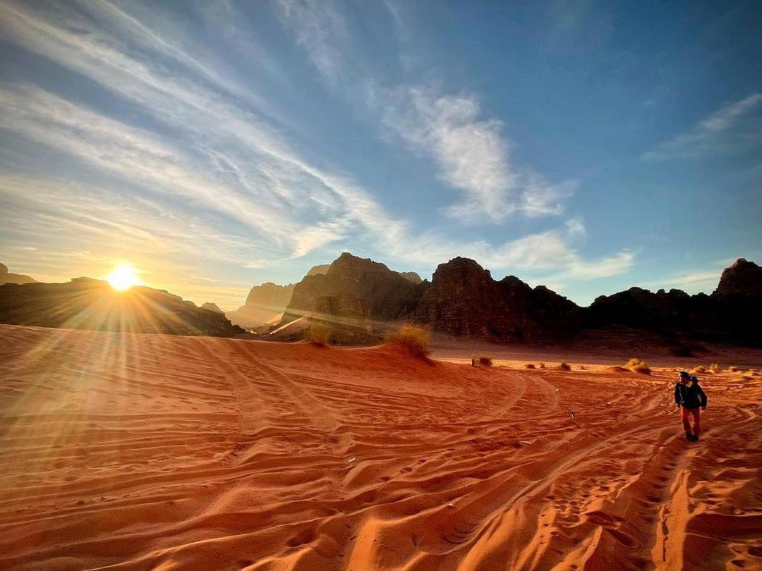 Moon City With Sunset Tour Wadi Rum Esterno foto