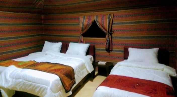 Moon City With Sunset Tour Wadi Rum Esterno foto