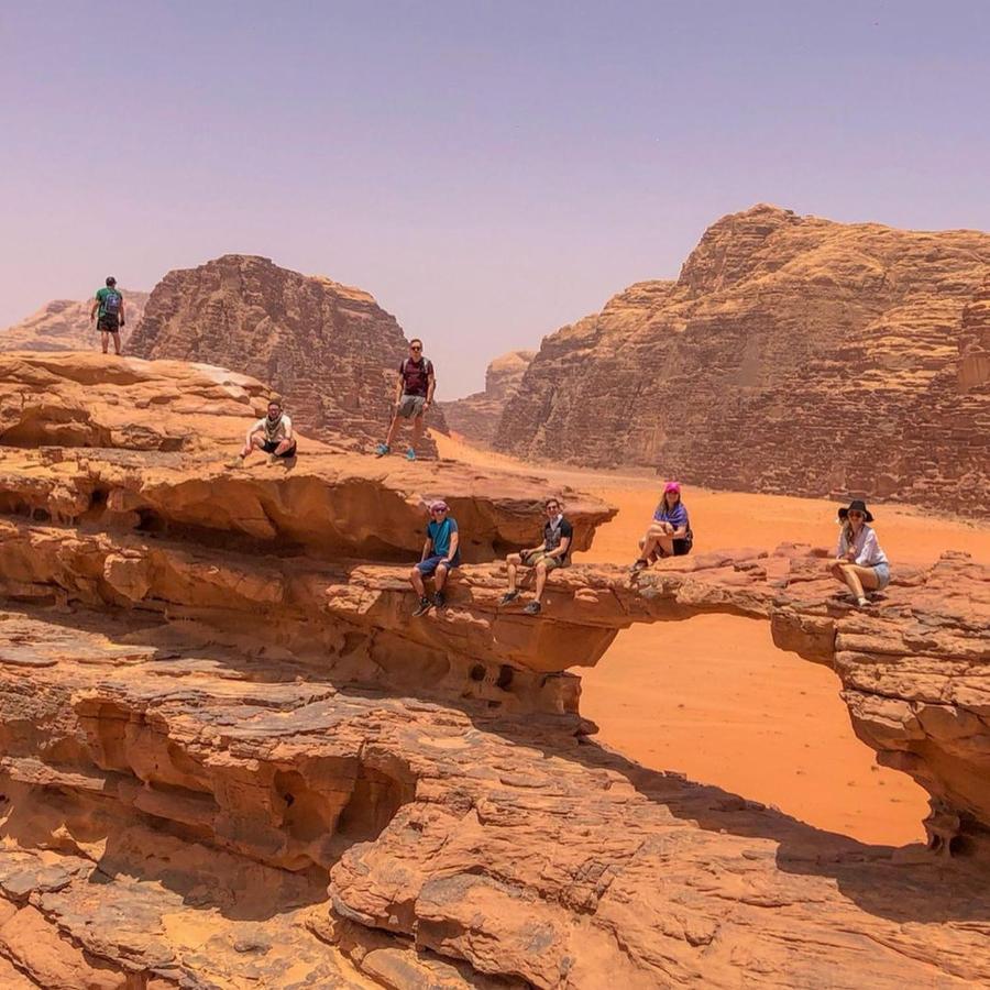 Moon City With Sunset Tour Wadi Rum Esterno foto