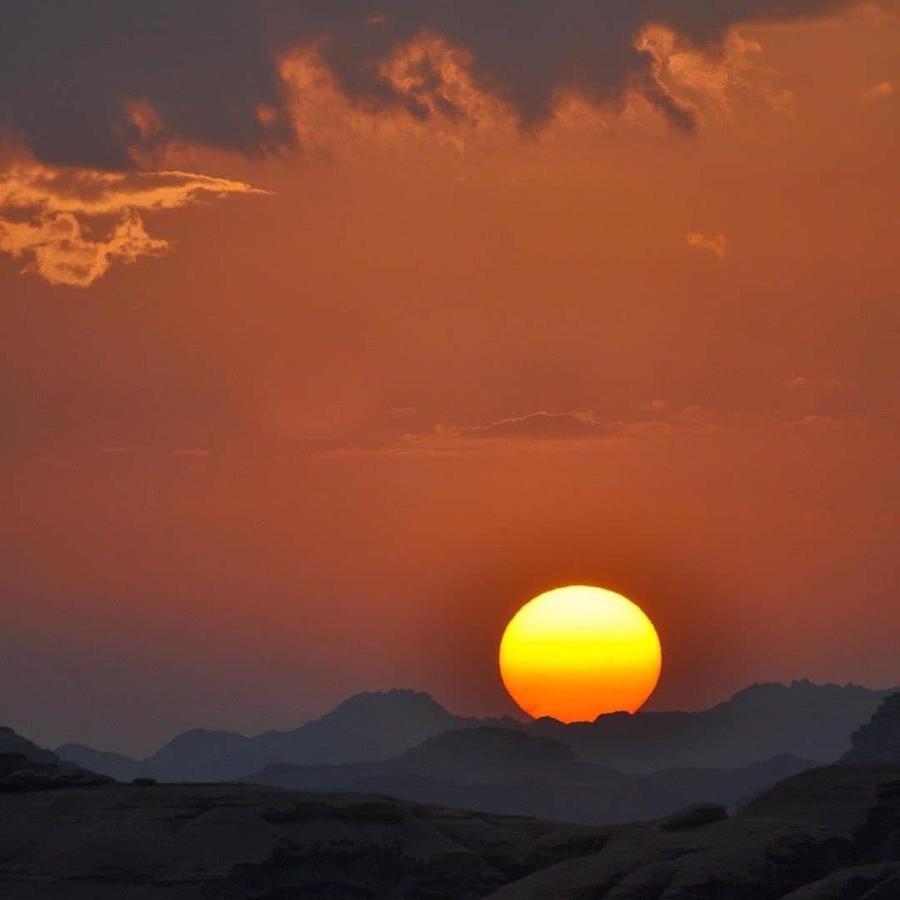 Moon City With Sunset Tour Wadi Rum Esterno foto