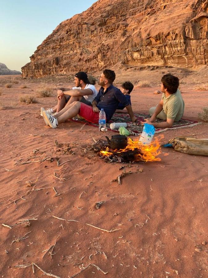 Moon City With Sunset Tour Wadi Rum Esterno foto
