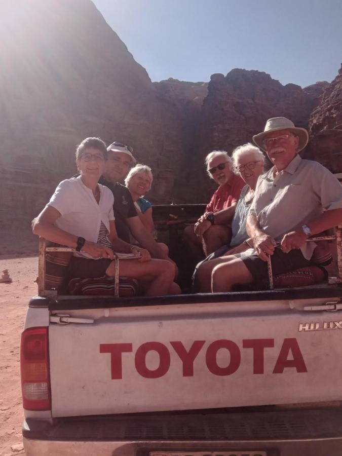 Moon City With Sunset Tour Wadi Rum Esterno foto