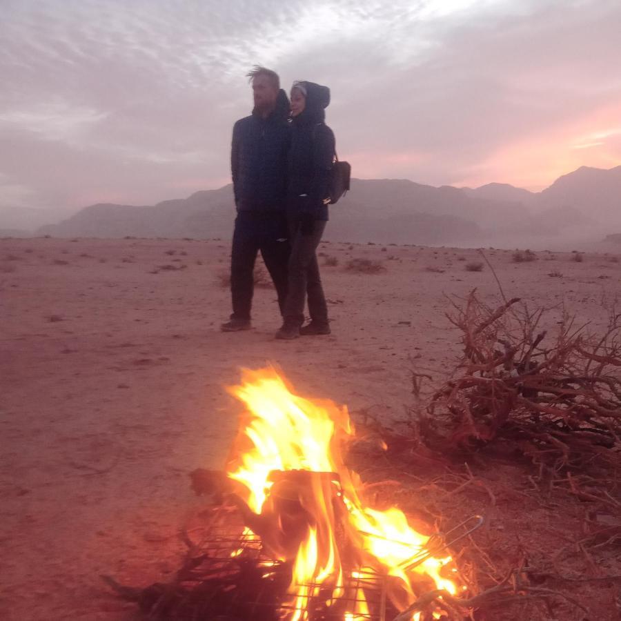 Moon City With Sunset Tour Wadi Rum Esterno foto