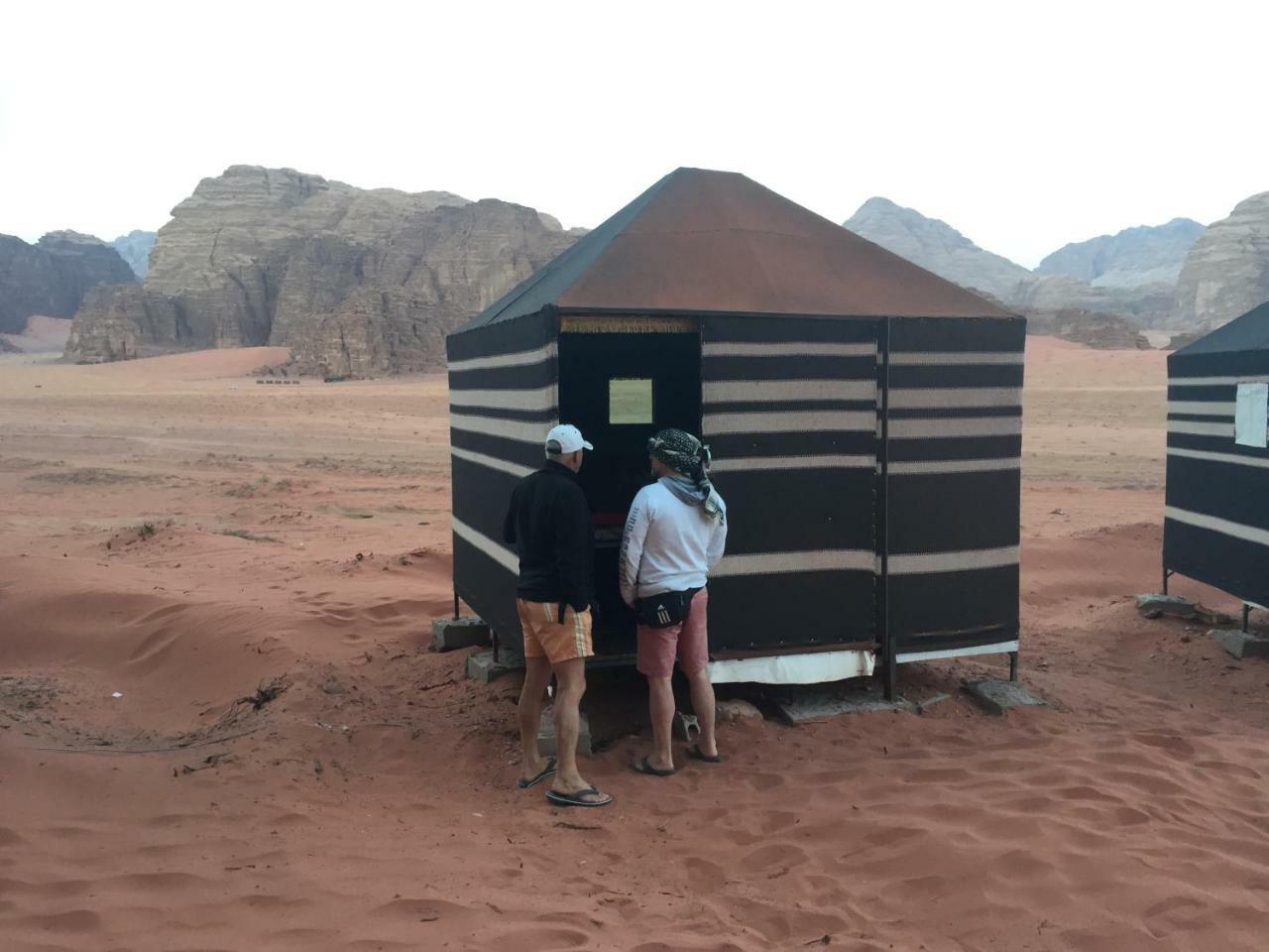 Moon City With Sunset Tour Wadi Rum Esterno foto
